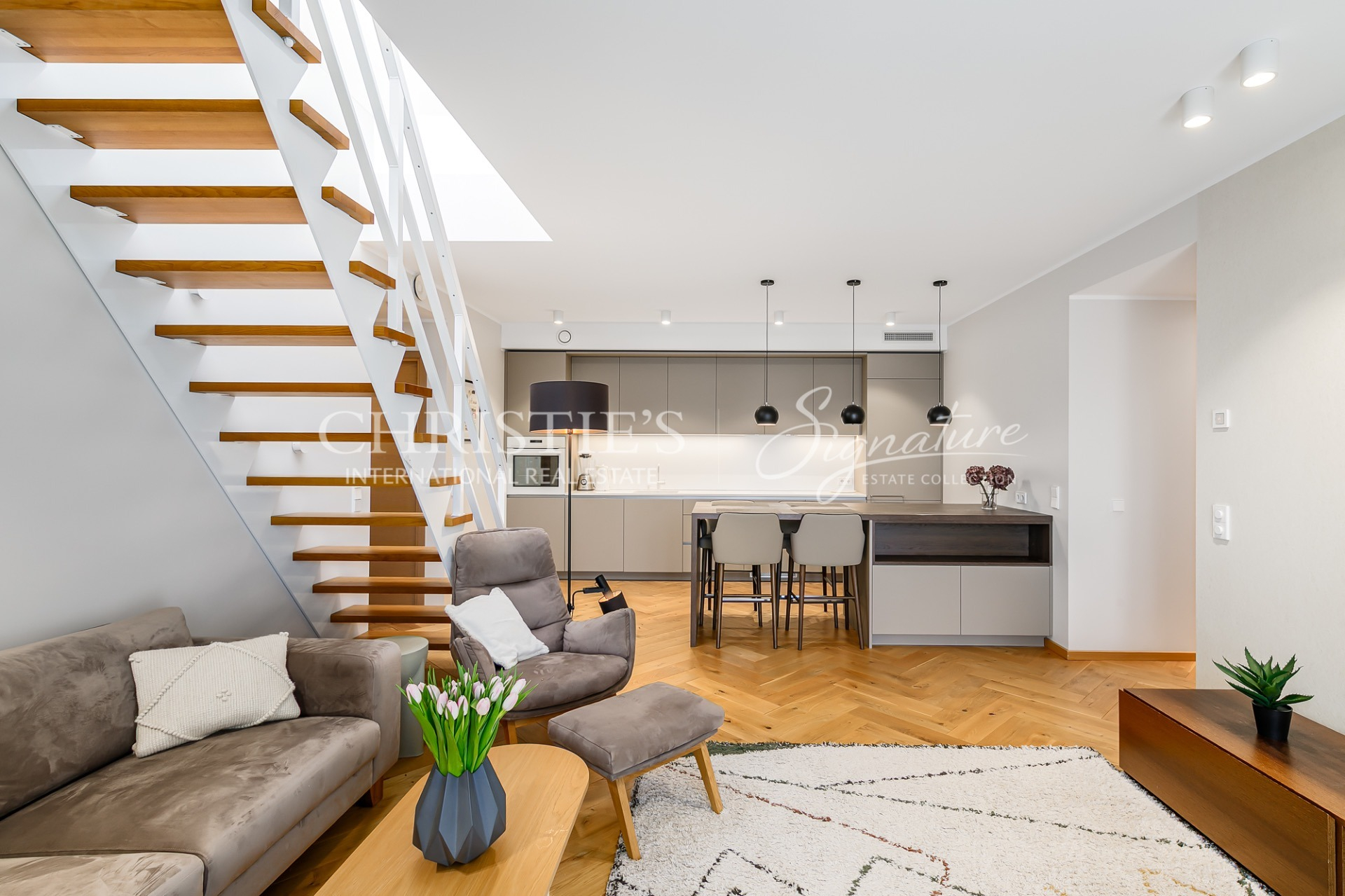 Apartment with a roof terrace in Kadriorg